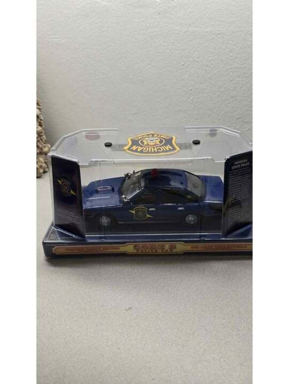Code 3 1:24 Michigan State Police Car Premier Chiefs Edition